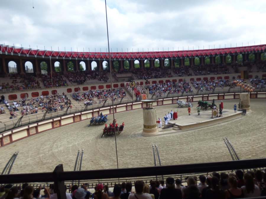 And they don't hold back, moving at amazing speed around the track at Puy du Fou