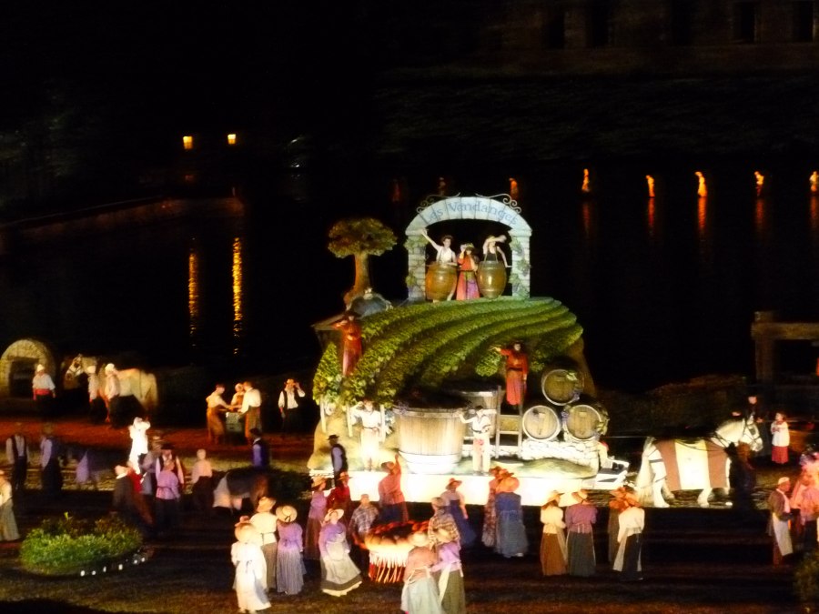 huge floats move past in Cinescenie at Puy du Fou